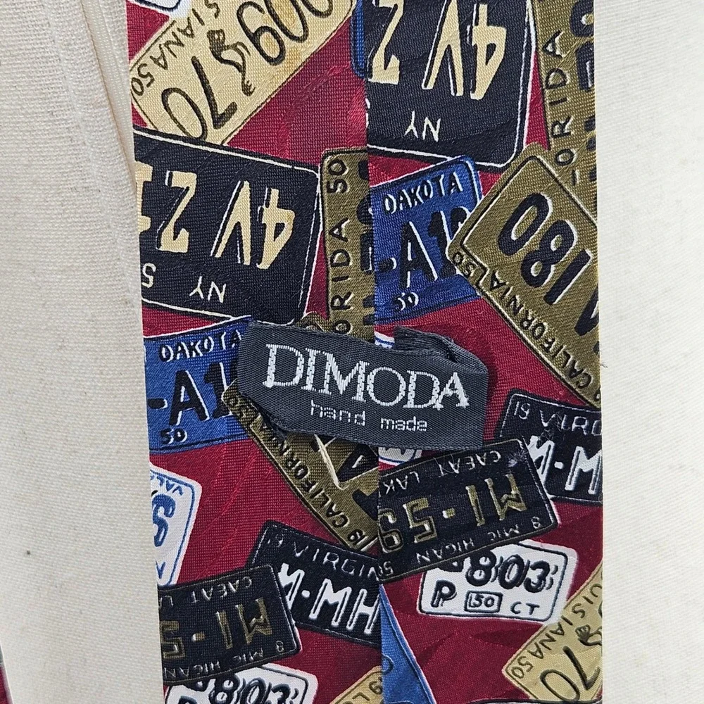 DIMODA‎ Hand Made Mens Novelty Necktie License Plate Pattern Burgundy